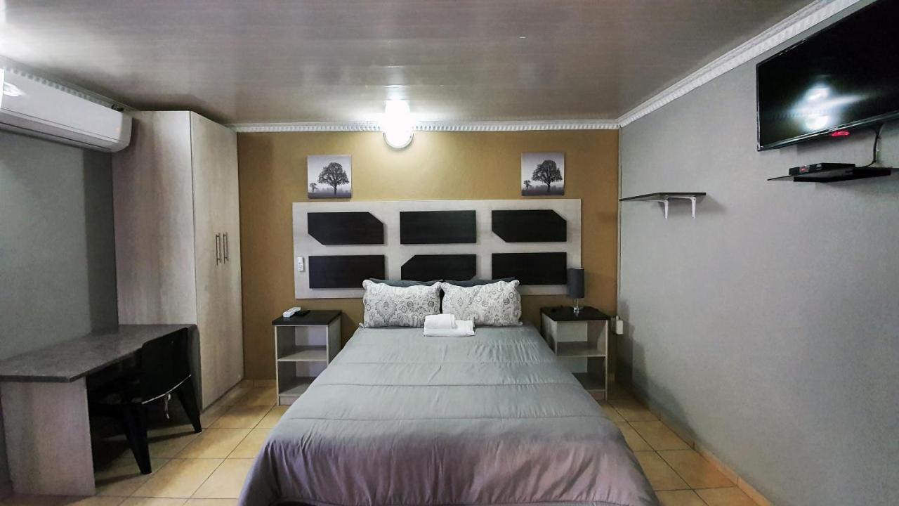 Genesis Self Catering Apartments Bloemfontein Zewnętrze zdjęcie